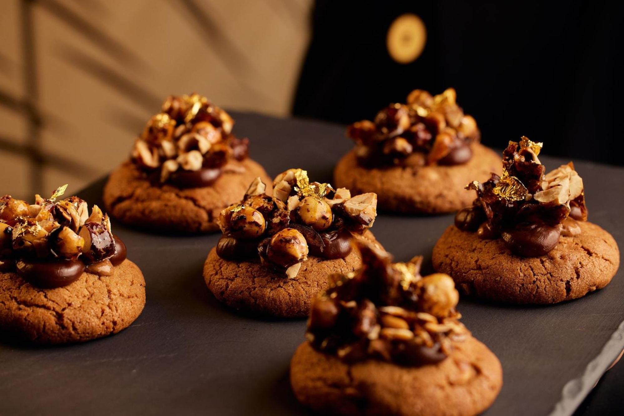 W Melbourne Hotel Екстериор снимка Chocolate-covered cookies